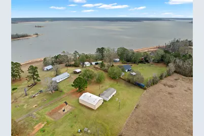 225 Pr 8464, Broaddus, TX 75929 - Photo 1