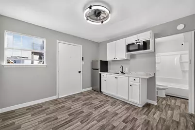 510 Dell Court #B, Houston, TX 77009 - Photo 1