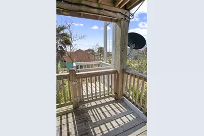 948 Kahla Drive, Crystal Beach, TX 77650 - Photo 5