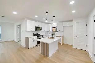 12930 Segrest Dr, Houston, TX 77047 - Photo 13