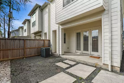 4409 Schuler Street #A, Houston, TX 77007 - Photo 5