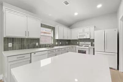 7310 Wisteria Chase Place, Humble, TX 77346 - Photo 11