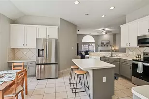 5710 Shady Hollow Ct, Rosharon, TX 77583 - Photo 9