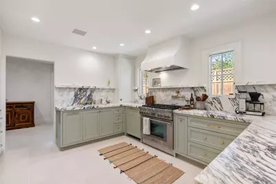 7811 Wickersham Lane, Houston, TX 77063 - Photo 9