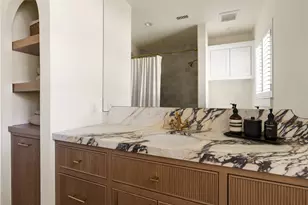 7811 Wickersham Ln, Houston, TX 77063 - Photo 27