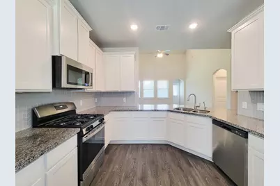 10423 Astor Point Trail, Tomball, TX 77375 - Photo 9