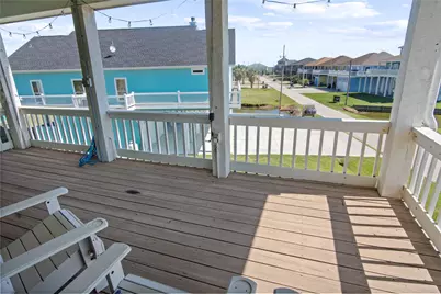 962 Raymond, Crystal Beach, TX 77650 - Photo 33