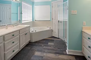 962 Raymond, Crystal Beach, TX 77650 - Photo 21