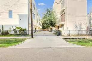 2203 Colorado St, Houston, TX 77007 - Photo 33