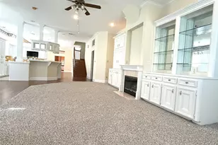 28 Waters Edge St, Conroe, TX 77356 - Photo 9