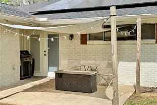 129 Circle Dr, Cleveland, TX 77327 - Photo 35