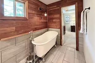 129 Circle Dr, Cleveland, TX 77327 - Photo 23