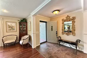 129 Circle Dr, Cleveland, TX 77327 - Photo 5