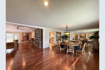 129 Circle Dr, Cleveland, TX 77327 - Photo 7