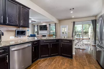 8218 E Pine Creek Bend, Cypress, TX 77433 - Photo 19