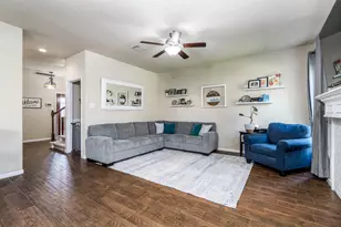 8218 E Pine Creek Bend, Cypress, TX 77433 - Photo 13