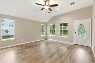 10821 Royal Pines Dr, Conroe, TX 77303 - Photo 5