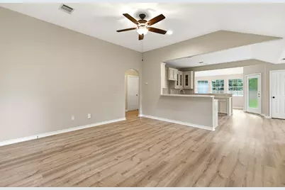 10821 Royal Pines Drive, Conroe, TX 77303 - Photo 7