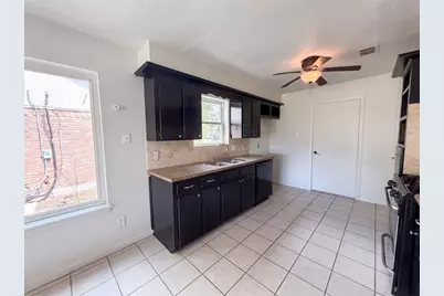 3206 Brookdale Court, Deer Park, TX 77536 - Photo 7