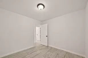 4302 Hirsch Rd, Houston, TX 77026 - Photo 15
