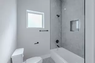 2618 Piemonte Ave Circle, Spring, TX 77388 - Photo 33