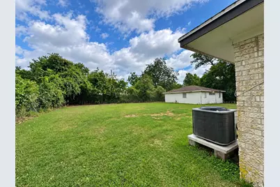 2214 Boss Street, La Marque, TX 77568 - Photo 13