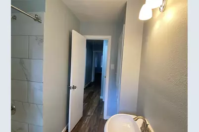 5110 W 43rd Street, Houston, TX 77092 - Photo 9