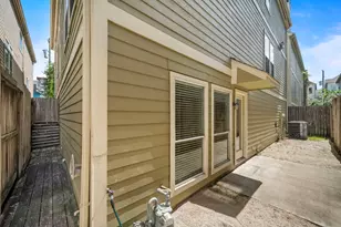 1429 Oneil St, Houston, TX 77019 - Photo 23