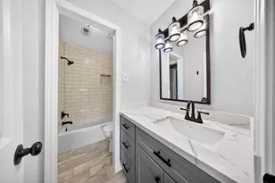 1715 Moritz Dr, Houston, TX 77055 - Photo 11