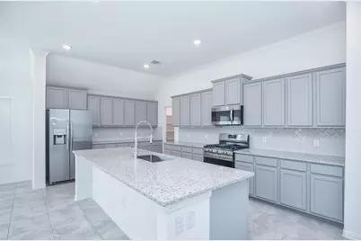 8726 Fairbrook Drive, Missouri City, TX 77459 - Photo 5