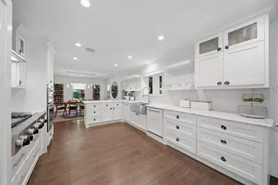 923 Daria Drive, Houston, TX 77079 - Photo 9