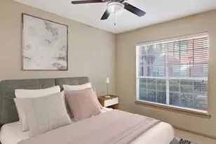 2700 Woodland Park Dr, Houston, TX 77082 - Photo 11