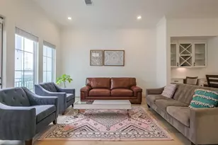 2017 Lou Ellen Ln, Houston, TX 77018 - Photo 5