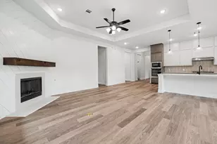 13608 Armstrong, Conroe, TX 77303 - Photo 5