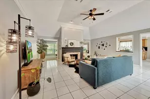 15402 Willow Shores Dr, Houston, TX 77062 - Photo 13