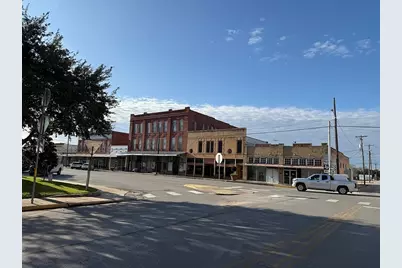 107 E Main Street, Eagle Lake, TX 77434 - Photo 5