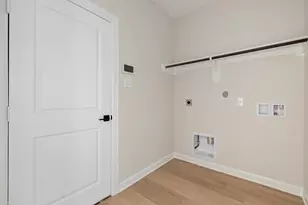 3026 Banyan Dr, Texas City, TX 77510 - Photo 3