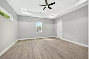 4517 Larch Ln, Bellaire, TX 77401 - Photo 25