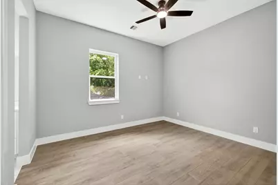 4517 Larch Lane, Bellaire, TX 77401 - Photo 35