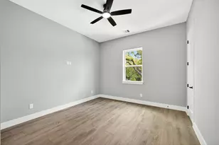 4517 Larch Ln, Bellaire, TX 77401 - Photo 43