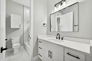 4517 Larch Ln, Bellaire, TX 77401 - Photo 37