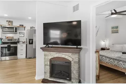 512 Texas Street, Surfside Beach, TX 77541 - Photo 9