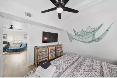 512 Texas Street, Surfside Beach, TX 77541 - Photo 17