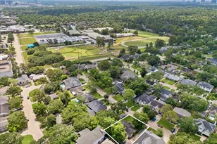 13822 St Marys Ln, Houston, TX 77079 - Photo 3