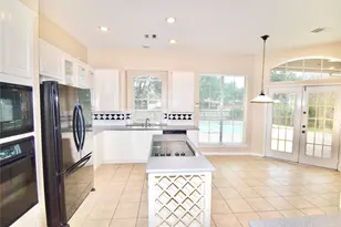 514 Avery Dr, Sugar Land, TX 77479 - Photo 3