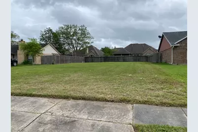 2925 Forest Hills Drive, League City, TX 77573 - Photo 3