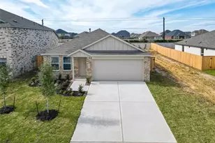 9247 Speckled Trout Dr, Baytown, TX 77521 - Photo 1