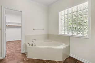 11297 Majestic Dr, Montgomery, TX 77316 - Photo 13