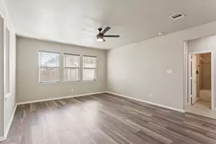 2530 Laughing Gull Cir, Seabrook, TX 77586 - Photo 7