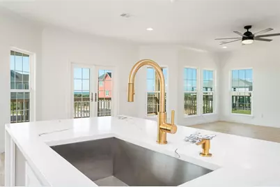 101 Ocean Shore Drive, Crystal Beach, TX 77650 - Photo 19